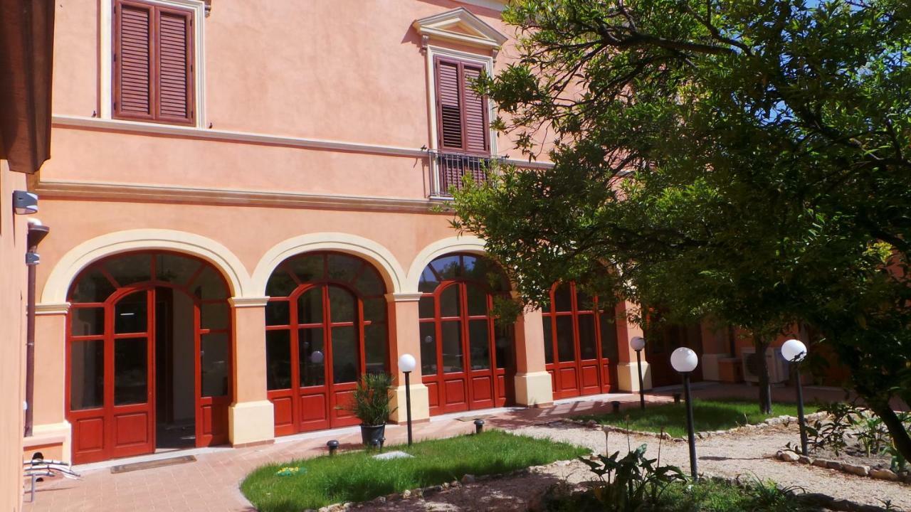 לינה וארוחת בוקר Quartu SantʼElena Oasi Ottocento מראה חיצוני תמונה
