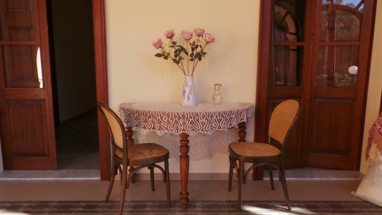 לינה וארוחת בוקר Quartu SantʼElena Oasi Ottocento מראה חיצוני תמונה